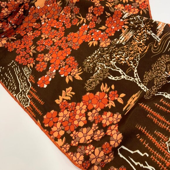 Vintage patterned triangular scarf in brown and orange - Picture 1 of 3